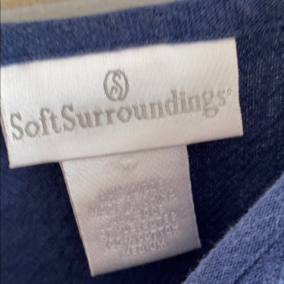 Soft Surroundings Medium blue top - Picture 2 of 6